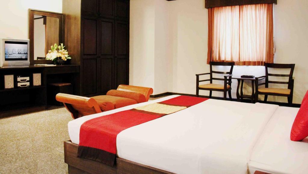 Royal Panerai Hotel Chiangmai Чіангмай Номер фото