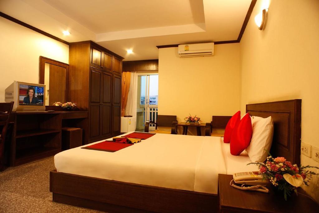 Royal Panerai Hotel Chiangmai Чіангмай Екстер'єр фото